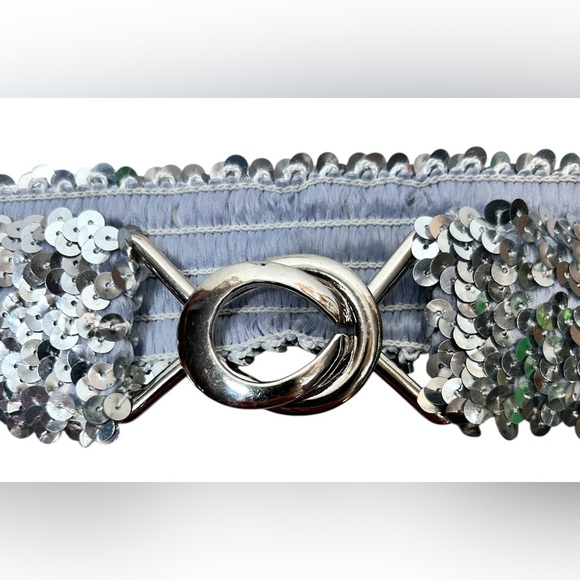 Silver Sequinned stretchy belt with silver buckle, L, Disco Dance Party Festival - Picture 3 of 4